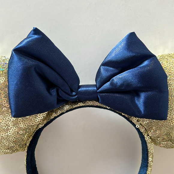 Disney Yellow Sequin Minnie Mouse Ears With Blue Satin Bow - Picture 5 of 5